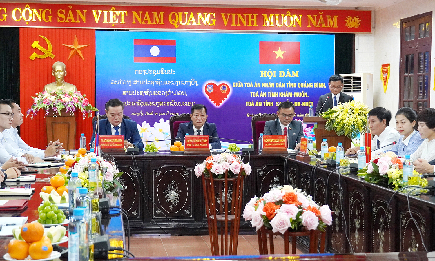 Hợp tác trong các lĩnh vực tư pháp
