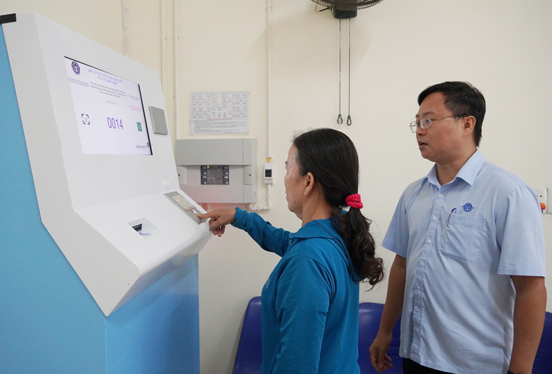 Cải cách thủ tục hành chính để phục vụ người dân, doanh nghiệp