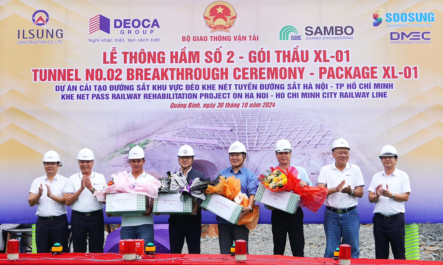Thông hầm số 2 dự án cải tạo đường sắt khu vực đèo Khe Nét