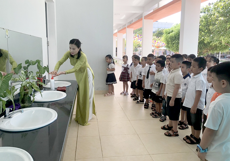 Chung tay xây dựng văn hóa học đường