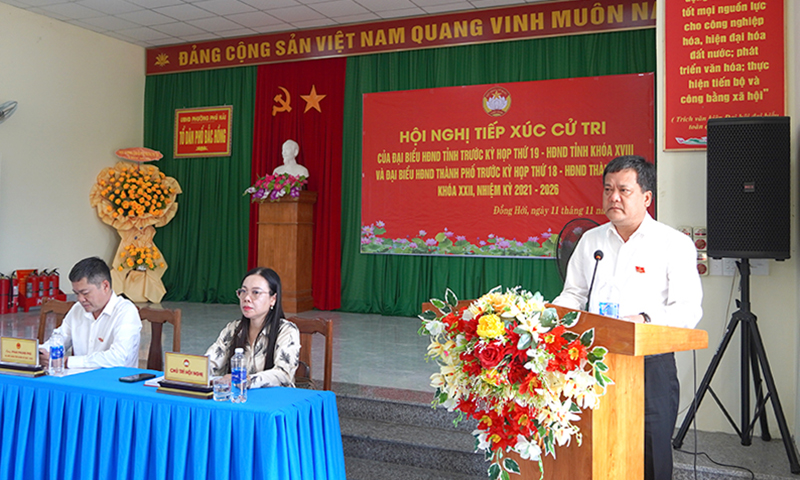 Đại biểu HĐND tỉnh tiếp xúc cử tri