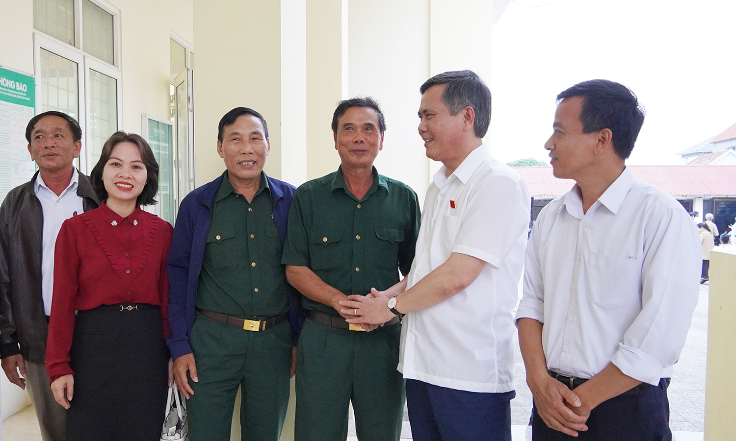 Đại biểu HĐND tỉnh tiếp xúc cử tri