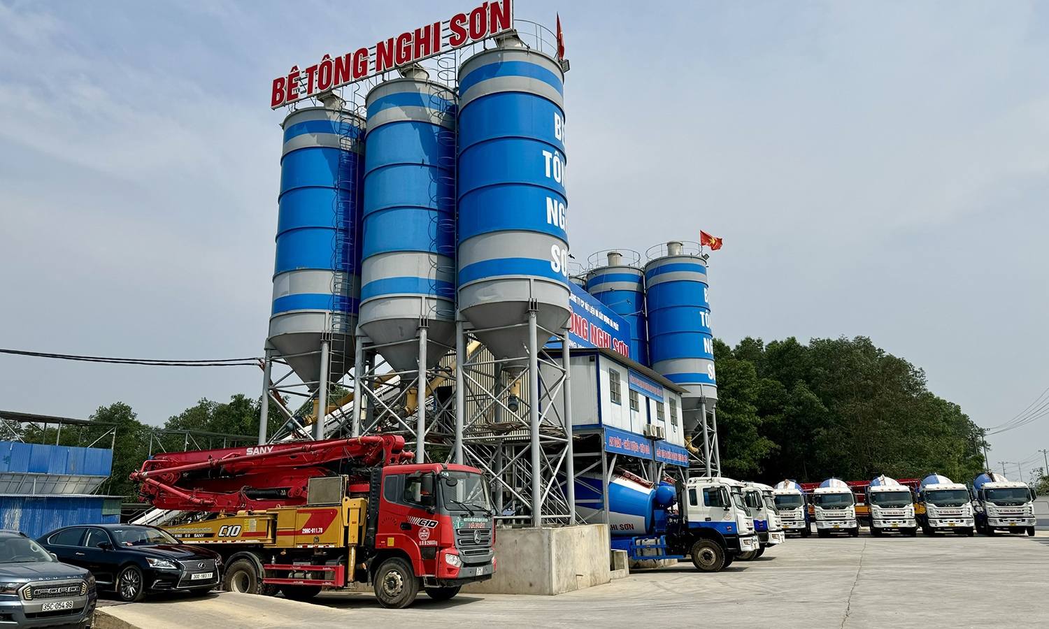 Gần 450 doanh nghiệp được thành lập mới