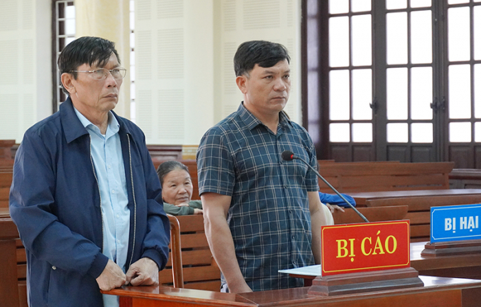 Bị cáo Hoàng Văn Đức tiếp tục quanh co, chối tội