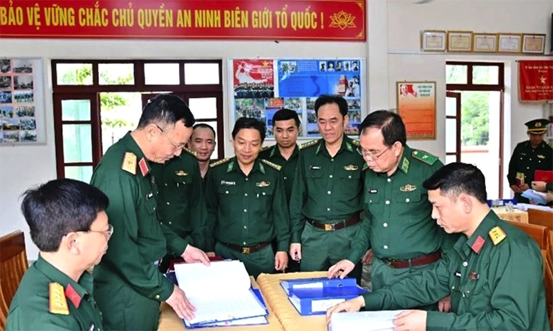 Công tác đảng, công tác chính trị trong 80 năm xây dựng, chiến đấu, trưởng thành của Quân đội nhân dân Việt Nam