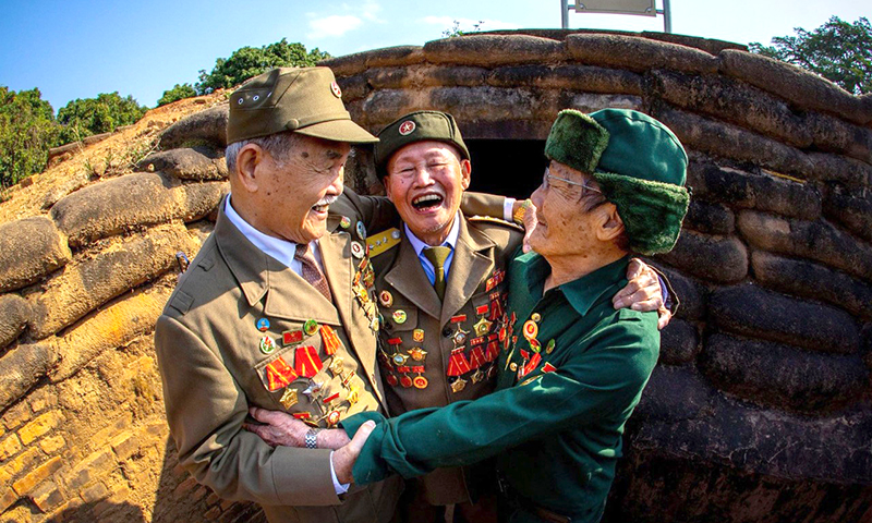 Người lính già