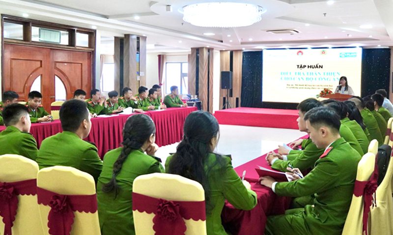 Tập huấn điều tra thân thiện cho công an địa phương