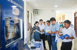 Tạo đà thúc đẩy chuyển đổi số