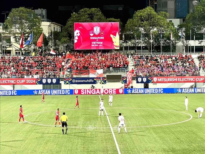 Tiến Linh và Xuân Son 'nổ súng', đội tuyển Việt Nam thắng 2-0 trên sân Singapore