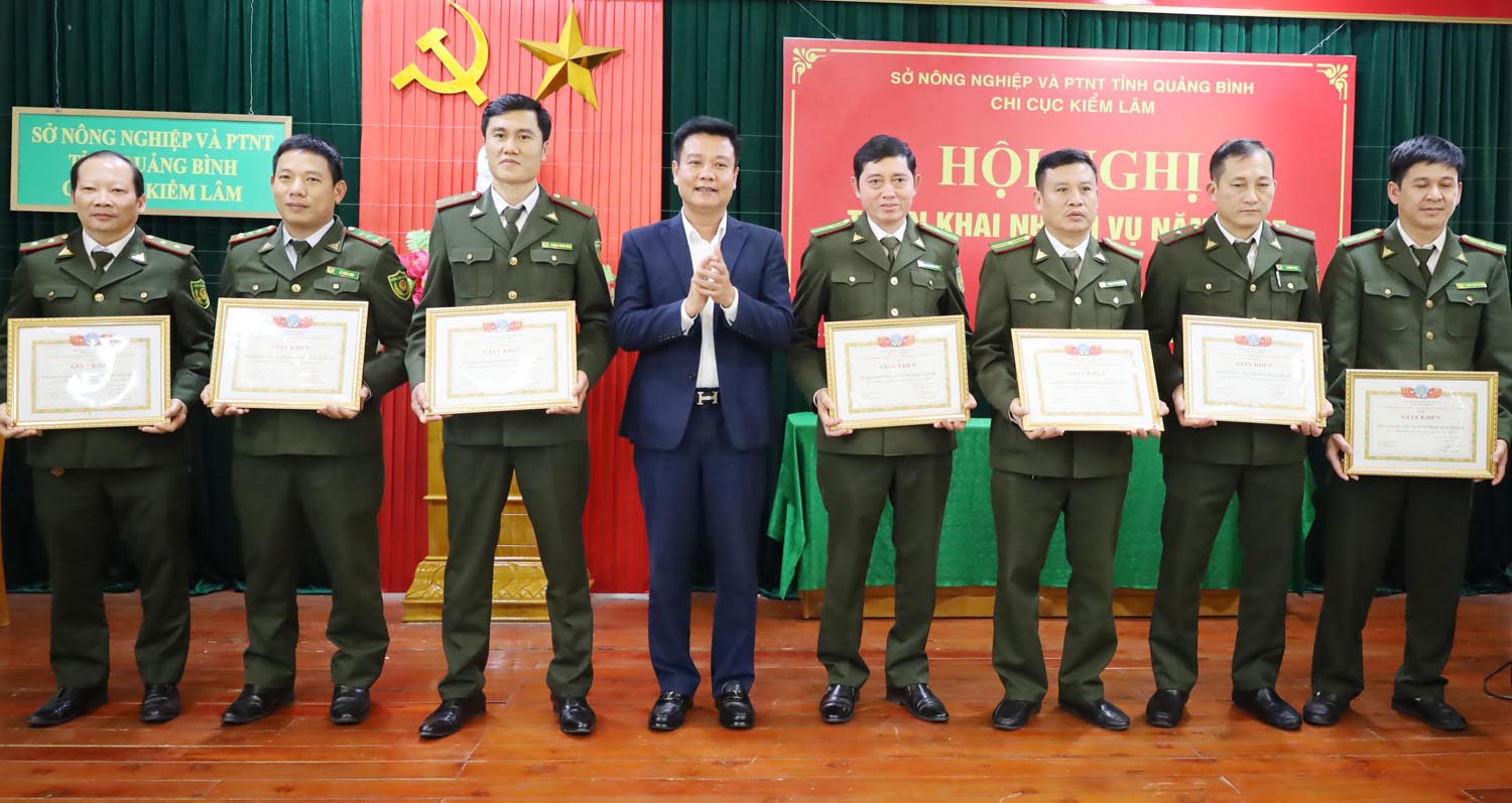Triển khai đồng bộ các biện pháp quản lý, bảo vệ và phát triển rừng