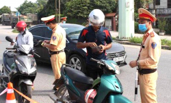 Mức phạt người điều khiển xe máy vi phạm quy tắc giao thông đường bộ theo Nghị định 168/2024/NĐ-CP