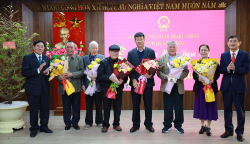 Hội hưu trí Đoàn đại biểu Quốc hội và HĐND tỉnh gặp mặt mừng Đảng, mừng xuân