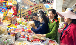 TP. Đồng Hới: Tăng cường quản lý giá dịp Tết Nguyên đán Ất Tỵ 2025