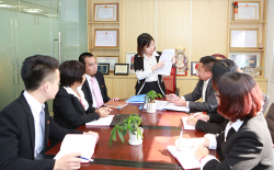 Áp dụng dịch vụ công trực tuyến trong lĩnh vực tư vấn pháp luật