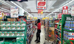 Thị trường hàng hoá 26 Tết: Nguồn cung đa dạng, giá cả hấp dẫn