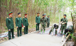 Đường quân dân kiểu mẫu