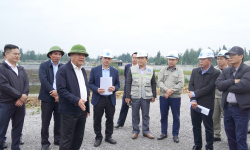 Kịp thời giải quyết khó khăn, vướng mắc, đẩy nhanh tiến độ các công trình, dự án trọng điểm