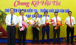 Lệ Thủy: 19 cán bộ đăng ký nghỉ hưu trước tuổi
