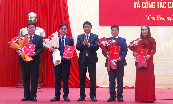 Hợp nhất Ban Tuyên giáo và Ban Dân vận Huyện ủy Minh Hóa