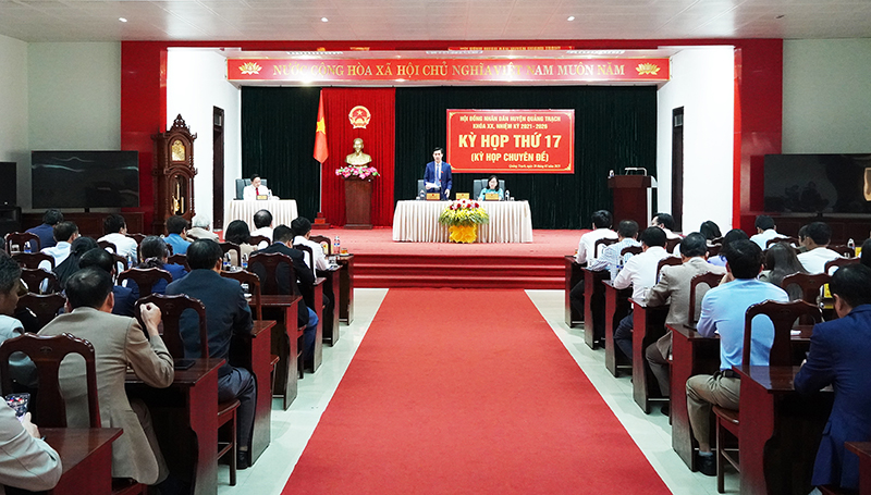 Quảng Trạch: Sắp xếp lại một số cơ quan chuyên môn thuộc UBND huyện