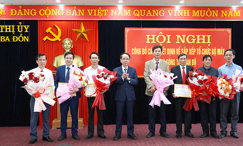 TX. Ba Đồn: Có 20 cán bộ, công chức xin nghỉ hưu trước tuổi