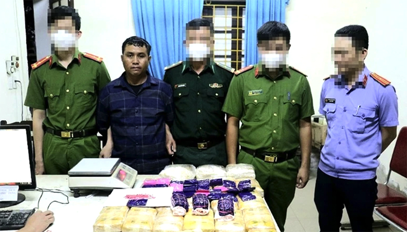 Ngăn chặn các đường dây ma túy xuyên quốc gia