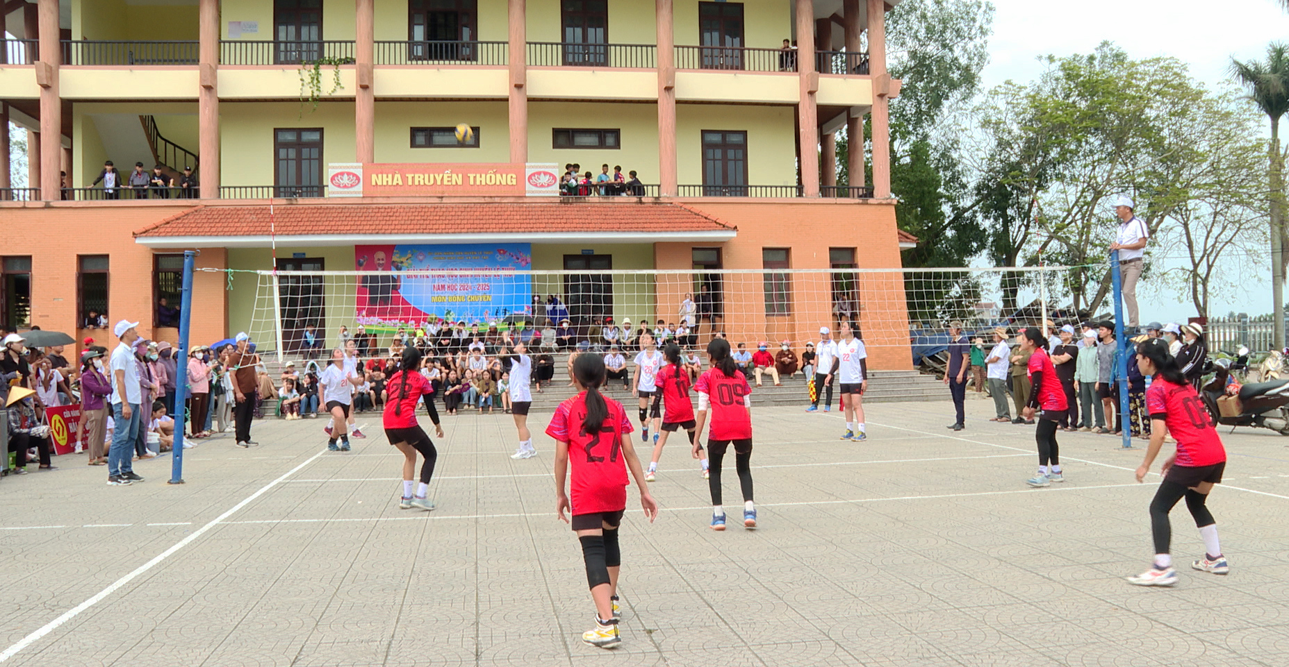 Lệ Thủy: Hơn 580 vận động viên tham gia thể thao học sinh