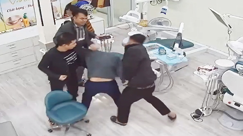 Bố Trạch: Một thanh niên bị hành hung phải nhập viện