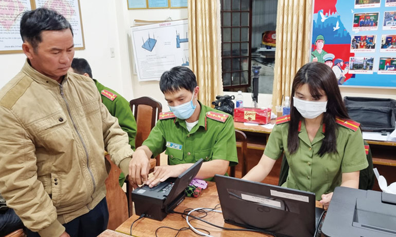 Thông báo địa điểm thu nhận hồ sơ căn cước, định danh điện tử