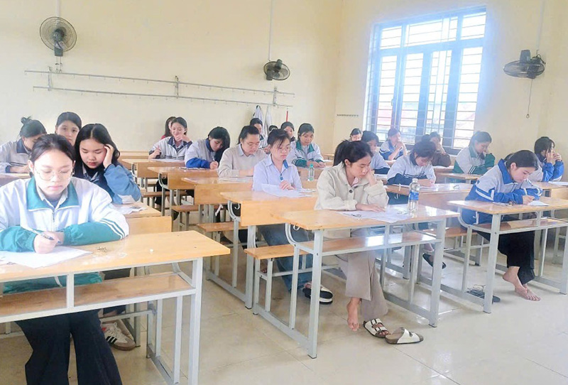 Tổ chức kỳ thi chọn học sinh giỏi và chọn đội tuyển học sinh giỏi quốc gia
