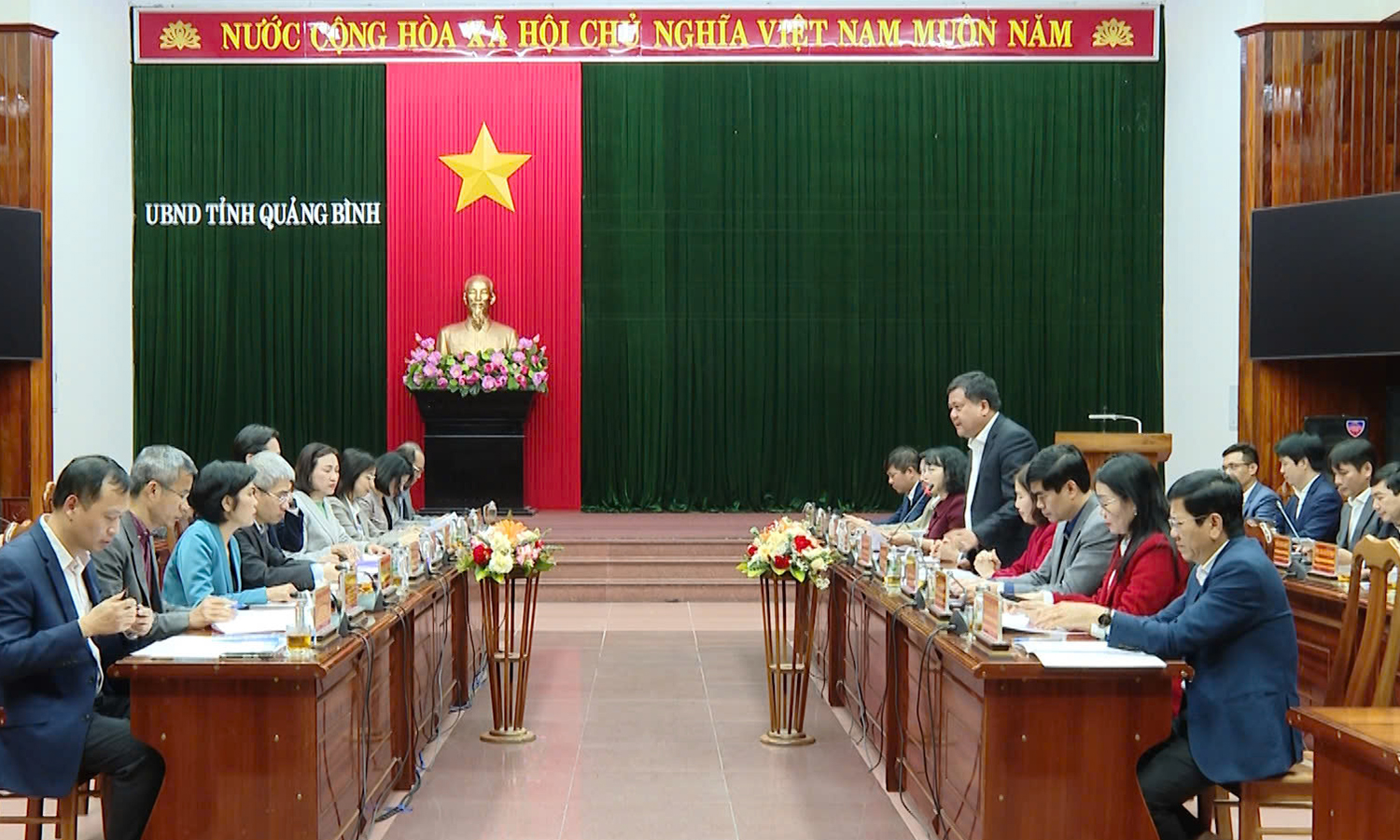 UBND tỉnh làm việc với đoàn Trưởng cơ quan đại diện Việt Nam ở nước ngoài