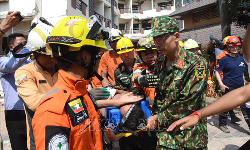 Động đất tại Myanmar: Đoàn cứu hộ Quân đội Việt Nam tích cực phối hợp tìm kiếm các nạn nhân