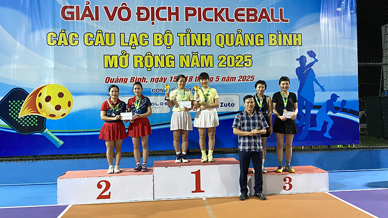 Bế mạc Giải vô địch pickleball các câu lạc bộ Quảng Bình mở rộng năm 2025