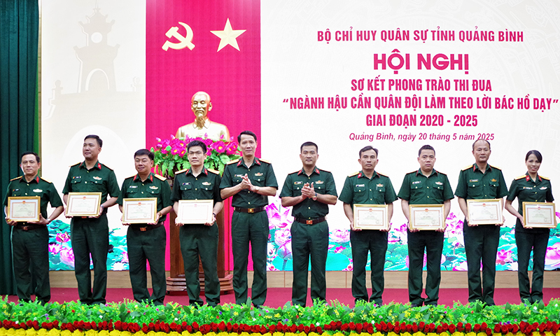 Tiếp tục thực hiện hiệu quả phong trào thi đua "Ngành Hậu cần Quân đội làm theo lời Bác Hồ dạy"
