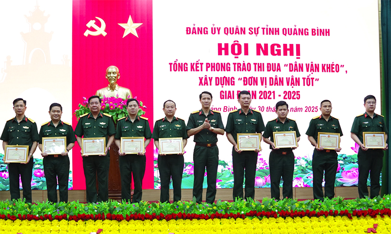 Đẩy mạnh phong trào thi đua "Dân vận khéo", xây dựng "Đơn vị dân vận tốt"
