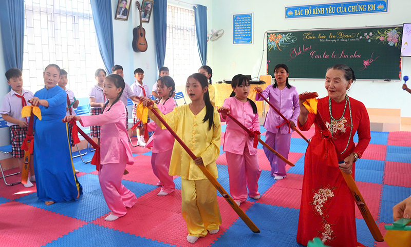 Thanh âm làng biển...
