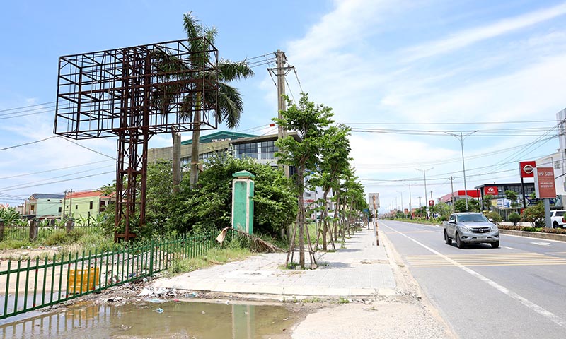 Cần mạnh tay với quảng cáo, rao vặt trái phép