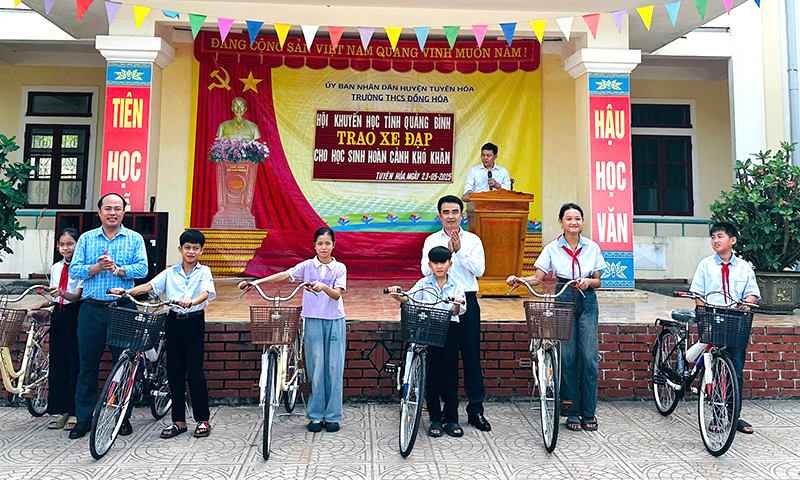 Vì sự nghiệp khuyến học, khuyến tài
