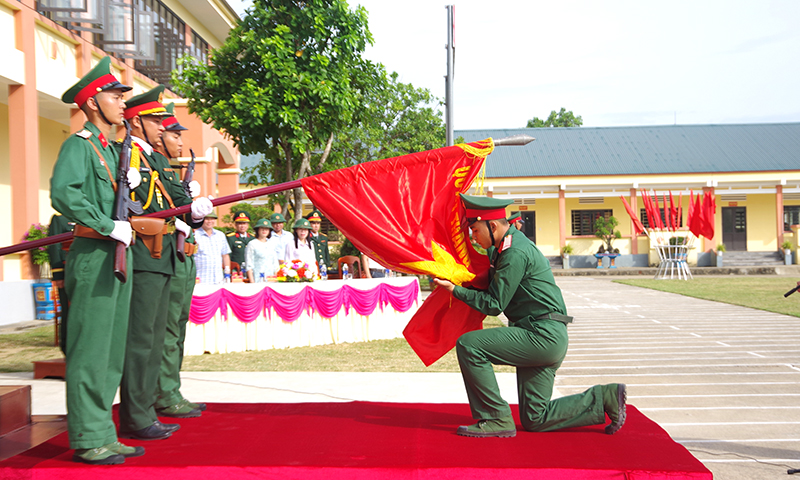 Trung đoàn bộ binh 996 tổ chức lễ tuyên thệ chiến sĩ mới